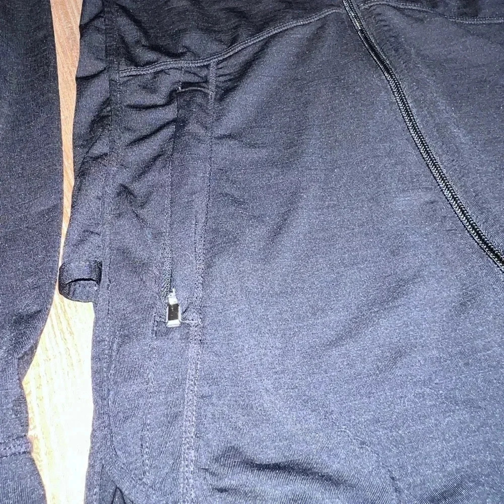 #0075 Athleta Full Zip Hoodie, Black, Size XS - Picture 3 of 9